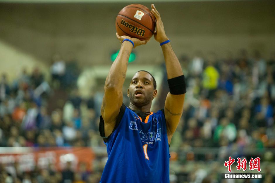 四名后卫协 四名后卫协